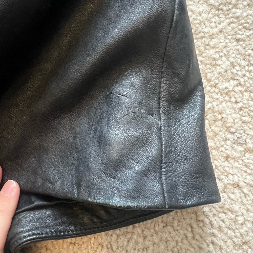 French Connection Black Leather Shorts Size 2 - Picture 6 of 6